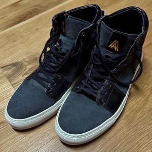 Axel Arigato Sneakers. Size 8 (EU 41).
